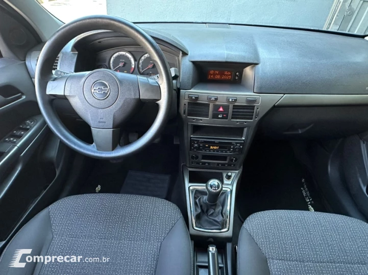 VECTRA 2.0 MPFI Expression 8V 140cv
