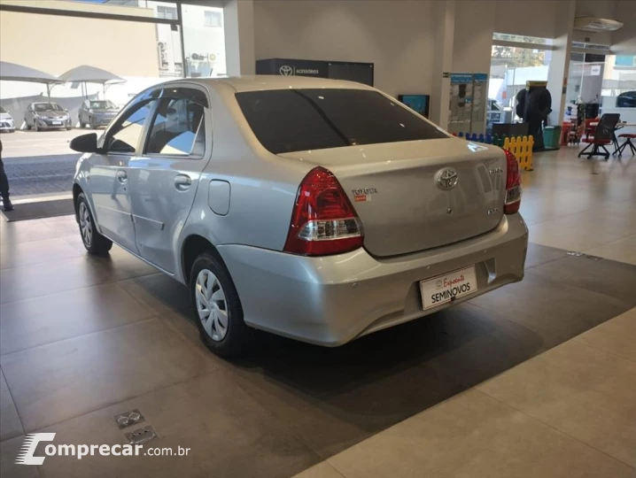 ETIOS 1.5 XS SEDAN 16V FLEX 4P AUTOMÁTICO
