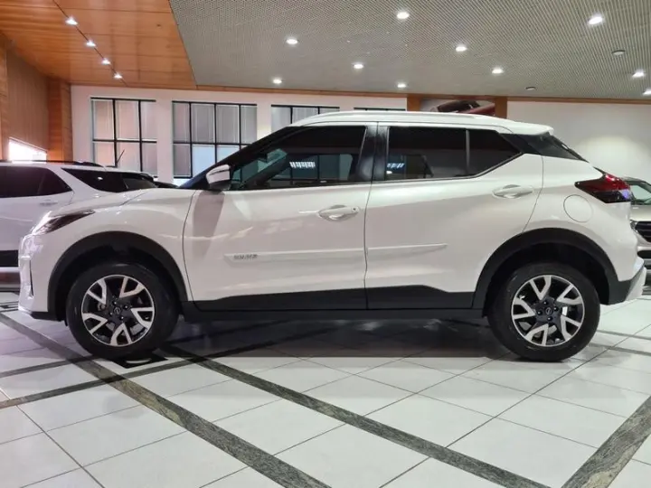 KICKS SENSE 1.6 16V FLEX AUT.