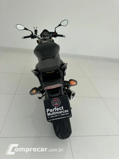 CB 600F HORNET / HONDA