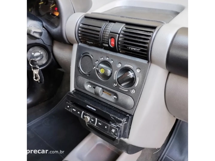 CLASSIC 1.0 MPFI LS 8V FLEX 4P MANUAL