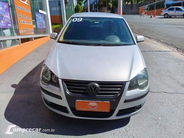 Polo Hatch 1.6 4P FLEX