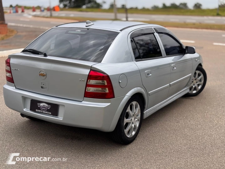 Astra Sedan Advantage 2.0 (Flex)