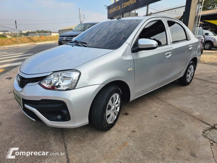 ETIOS 1.5 X Sedan 16V