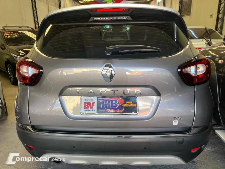 CAPTUR 1.3 TCE Iconic