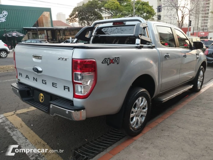 Ranger 3.2 20V XLT 4X4 CABINE DUPLA TURBO DIESEL AUTOMÁTICO
