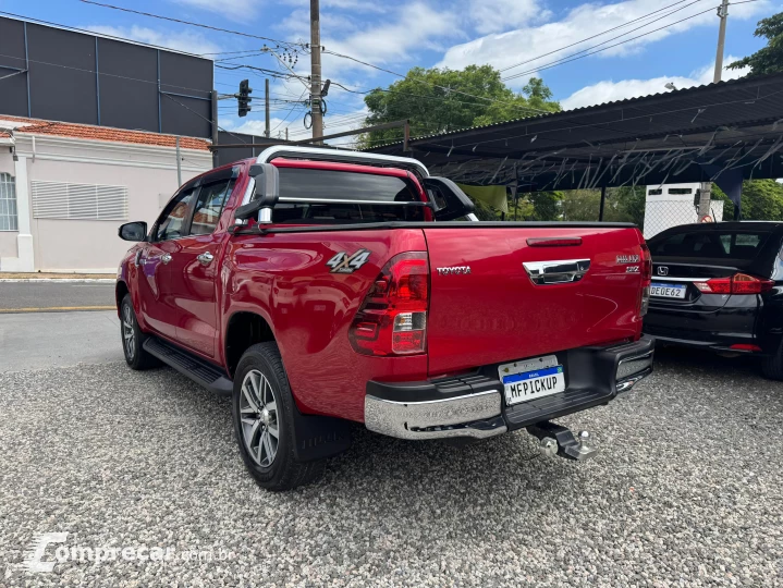 HILUX 2.8 D-4d Turbo CD SRX 4X4