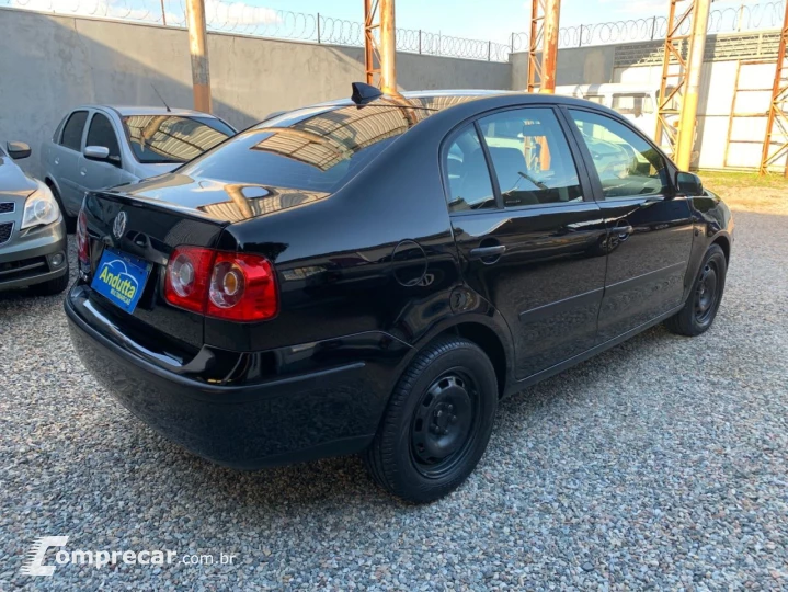Polo Sedan 1.6 4P FLEX