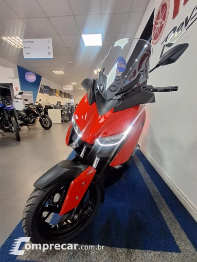 XMAX 250