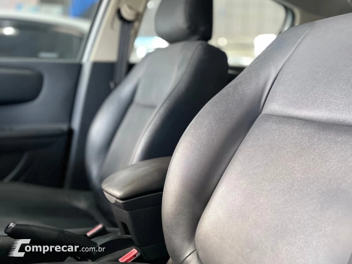 C4 2.0 EXCLUSIVE SPORT BVA 16V FLEX 4P AUTOMÁTICO