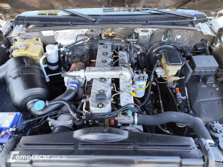 SILVERADO 4.2 D-20 4X2 CS 18V TURBO INTERCOOLER DIESEL 2P MA