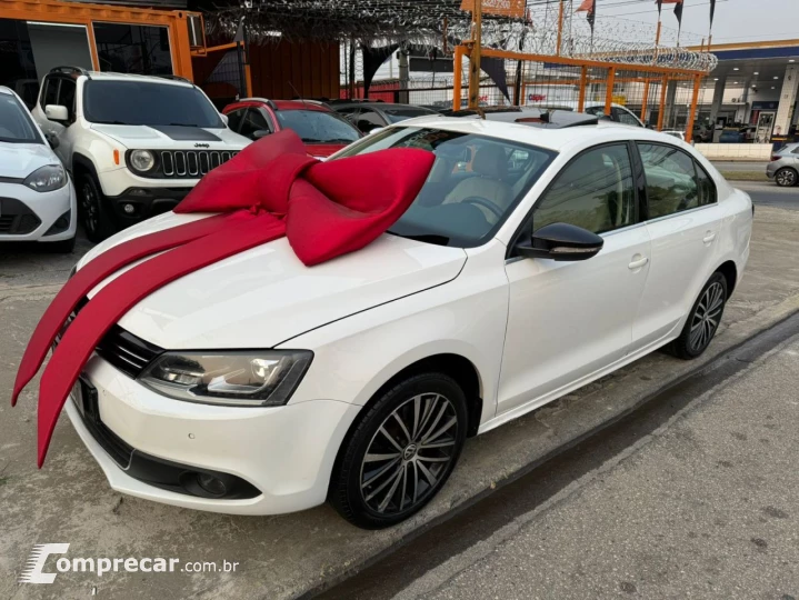 JETTA 2.0 TSI Highline 200cv