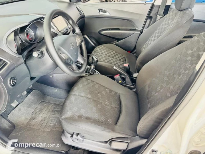 HB20 1.6 COMFORT PLUS 16V FLEX 4P MANUAL