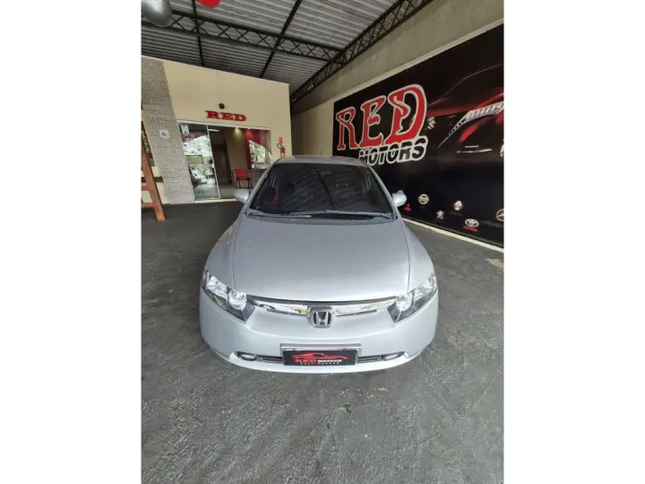 CIVIC 1.8 LXS 16V GASOLINA 4P AUTOMÁTICO