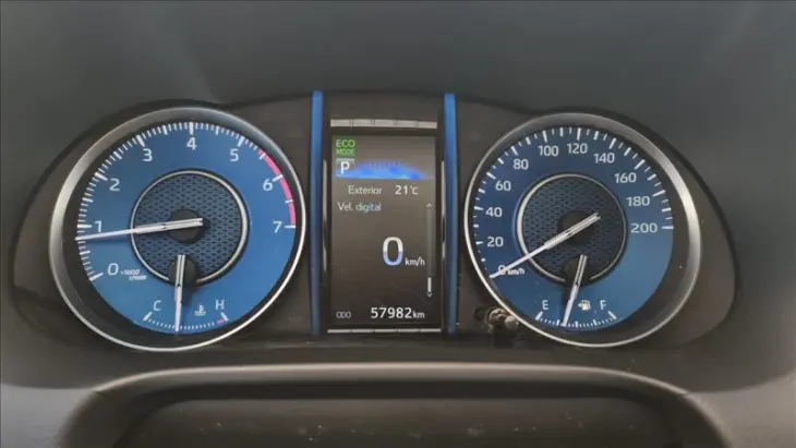 HILUX SW4 2.7 VVT-I SRV 7L 4X2