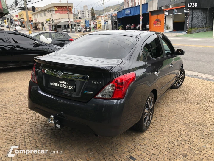 Versa 1.6 16V Flexstart Sl 4P Xtronic