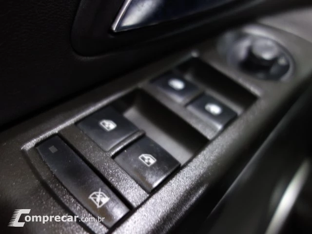 CRUZE SEDAN - 1.8 LT 16V 4P AUTOMÁTICO