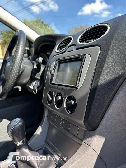 FOCUS 1.6 S Hatch 16V