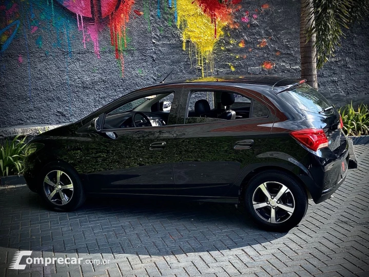 ONIX 1.4 MPFI LTZ 8V