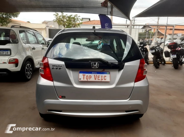 FIT 1.4 LX 16V