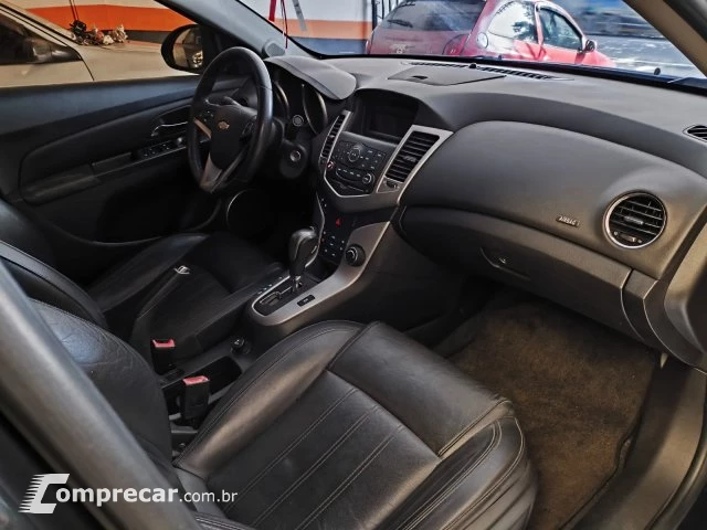 CRUZE SEDAN - 1.8 LT 16V 4P AUTOMÁTICO