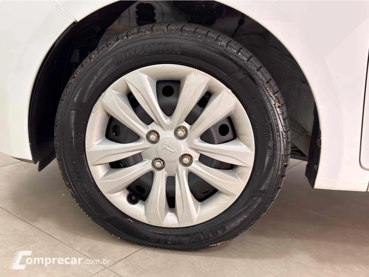 HB20 1.6 COMFORT PLUS 16V FLEX 4P MANUAL