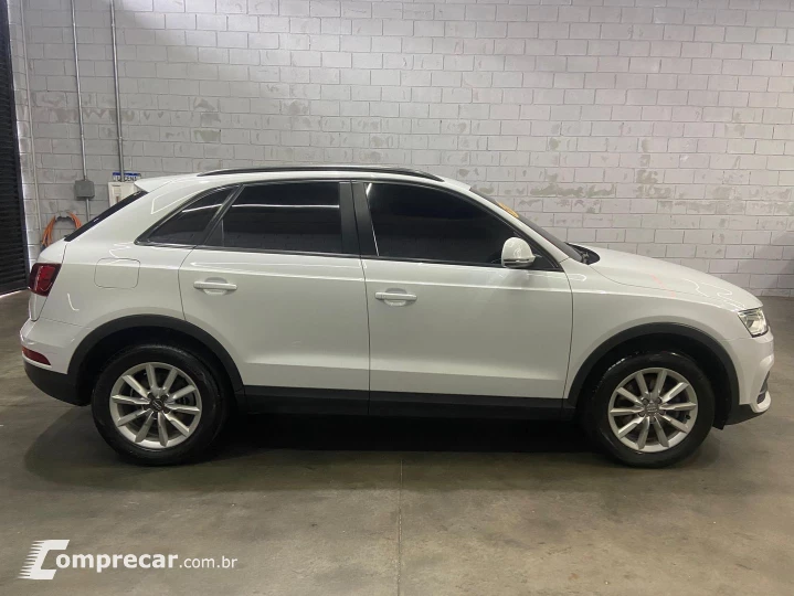 Q3 1.4 Tfsi Ambiente Flex 4P S Tronic