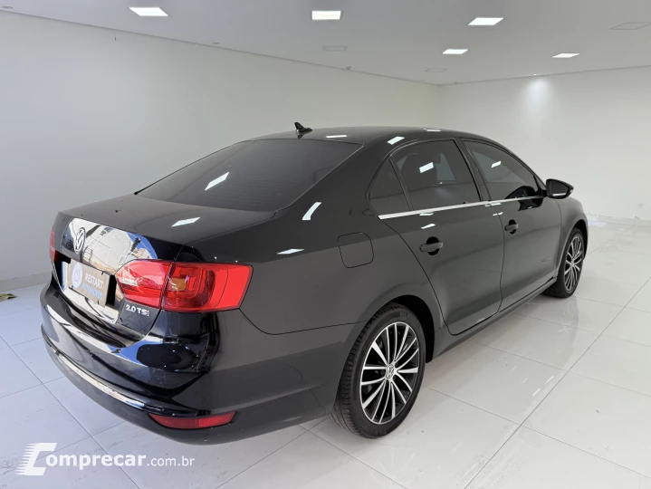 JETTA 2.0 TSI Highline 200cv