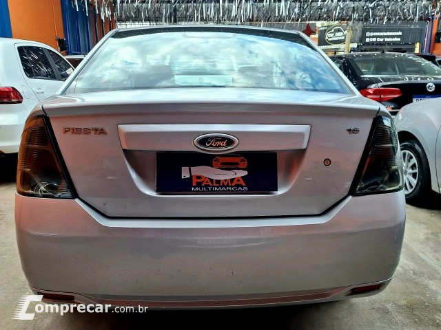FIESTA SEDAN - 1.6 ROCAM SEDAN 8V 4P MANUAL
