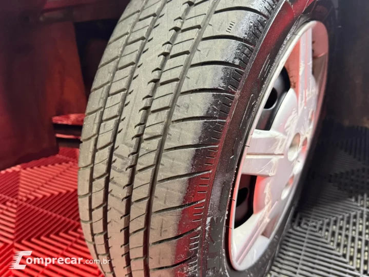 CLASSIC 1.0 MPFI LS 8V 4P MANUAL