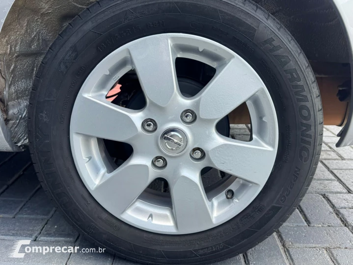 LIVINA 1.6 S 16V