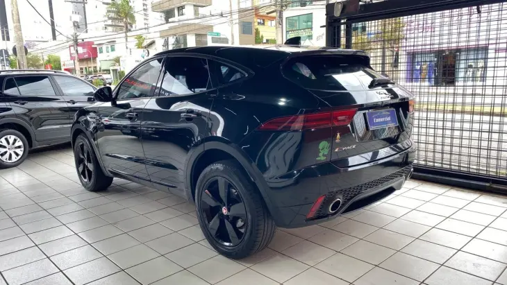JAGUAR E-PACE 2.0 16V P300 R-DYNAMIC SE AWD