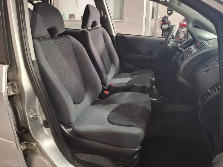 FIT 1.4 LX 16V