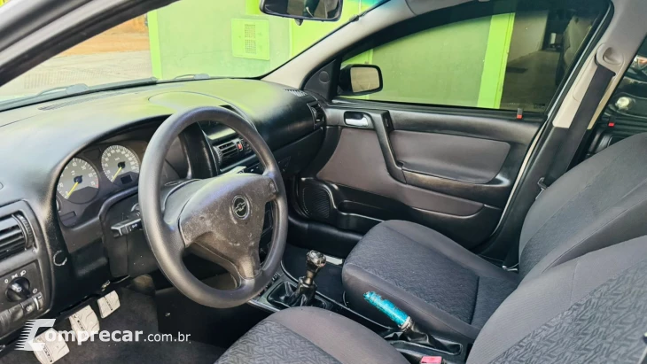 ASTRA 2.0 MPFI Advantage 8V
