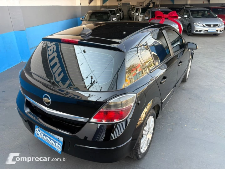 VECTRA 2.0 MPFI GT Hatch 8V