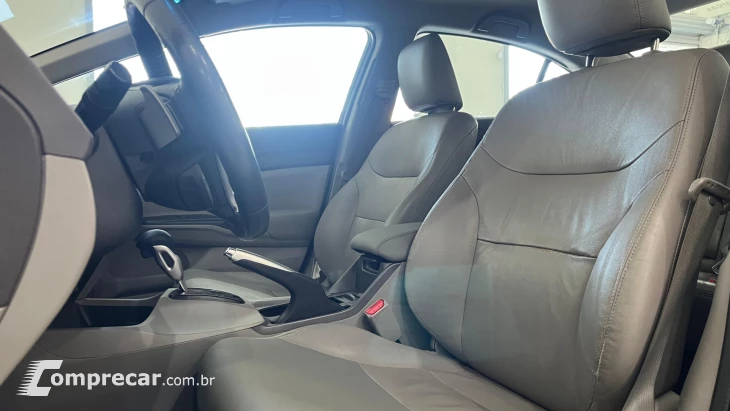 Civic Sedan LXR 2.0 Flex 16V 4p Aut.
