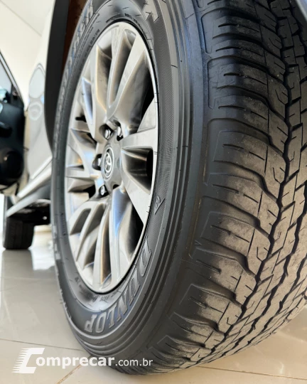 HILUX SW4 2.7 SRV 7 Lugares 4X2 16V