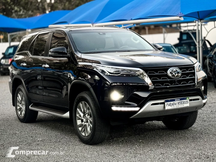 HILUX SW4 2.8 D-4d Turbo SRX 7L 4X4