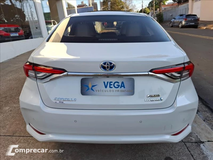 COROLLA 1.8 VVT-I Hybrid Altis Premium