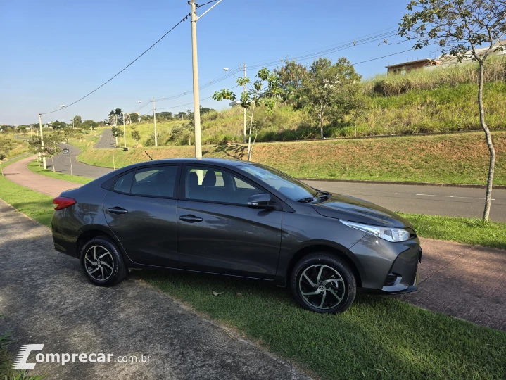 YARIS 1.5 16V XL