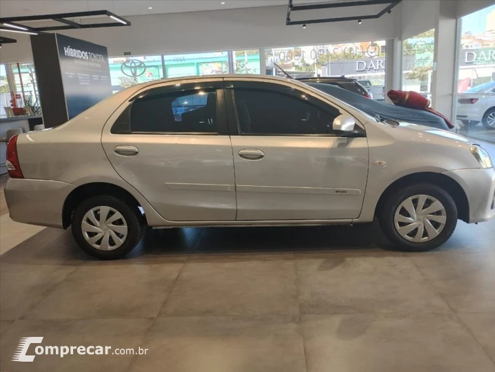 ETIOS 1.5 XS SEDAN 16V FLEX 4P AUTOMÁTICO