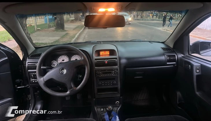 ASTRA 2.0 MPFI 8V