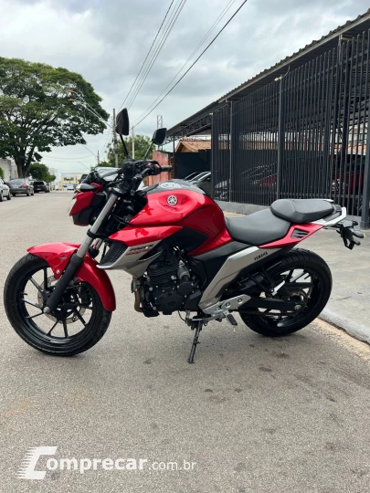 YAMAHA FZ25 FAZER