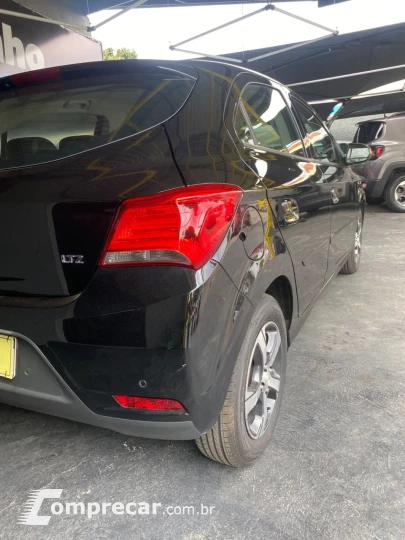 Onix Hatch 1.4 4P FLEX LTZ AUTOMÁTICO