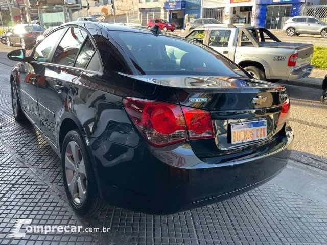 CRUZE SEDAN - 1.8 LT 16V 4P AUTOMÁTICO