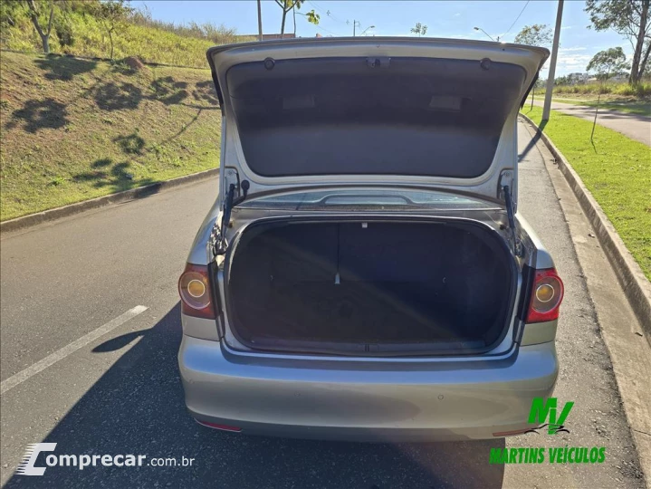 POLO SEDAN 1.6 MI Comfortline 8V