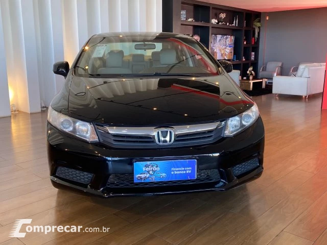 CIVIC - 1.8 LXS 16V 4P AUTOMÁTICO
