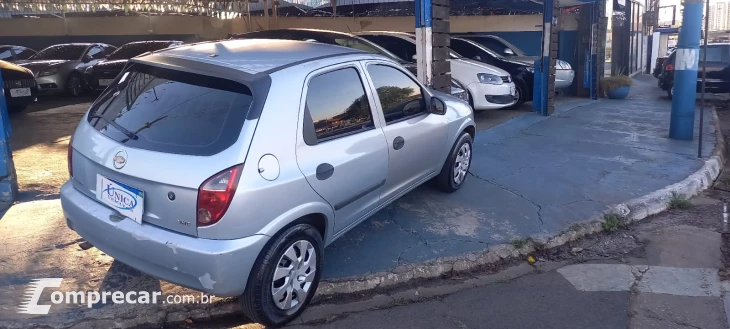 CELTA 1.0 MPFI Life 8V