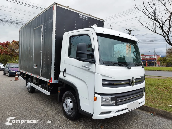 Delivery Express 2.8 Prime + Baú (cnh B)