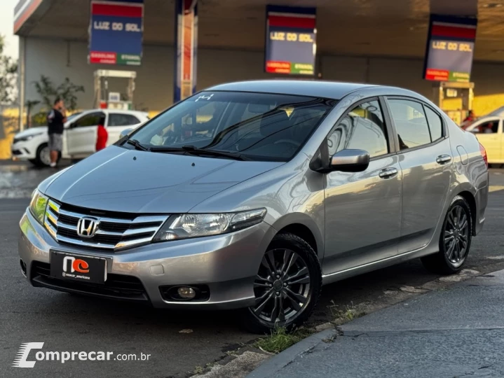 CITY Sedan LX 1.5 Flex 16V 4p Aut.
